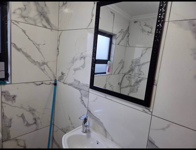 2 BEDROOM TOWNHOUSE TO LET IN NORKEM PARK